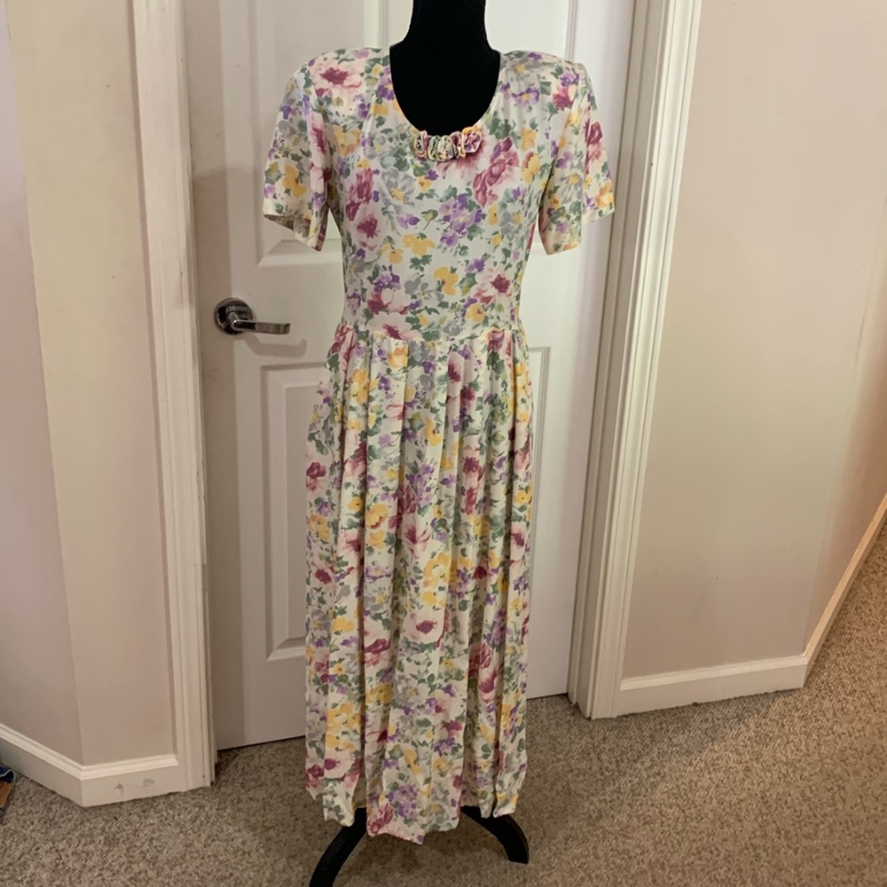 Vtg 90s Carol Anderson white bright floral boho long garden dress belted sz 6